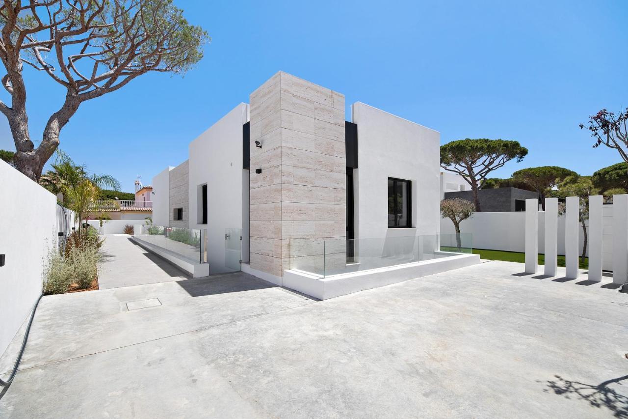 Lola Sea Villa Novo Sancti Petri Luaran gambar